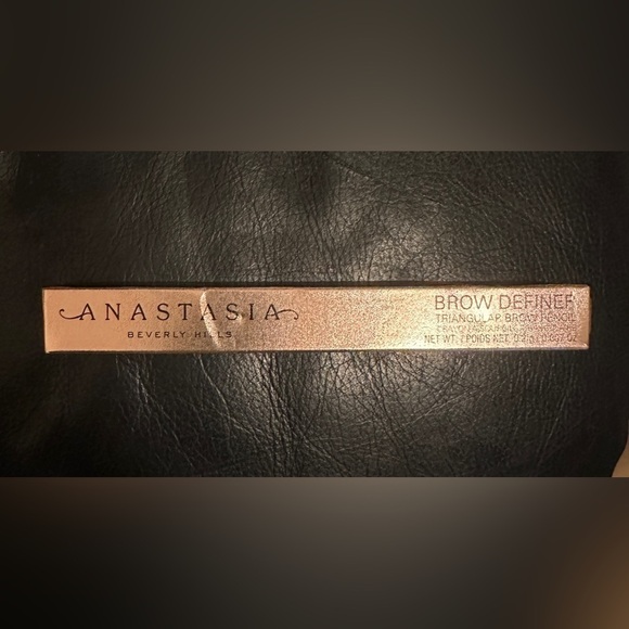 Anastasia Beverly Hills Brow Definer Ebony Color - Picture 3 of 3